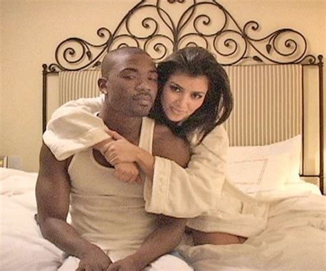 kim kardashian leaked pics|Kim Kardashian Nude Old Leaks (5 Photos)